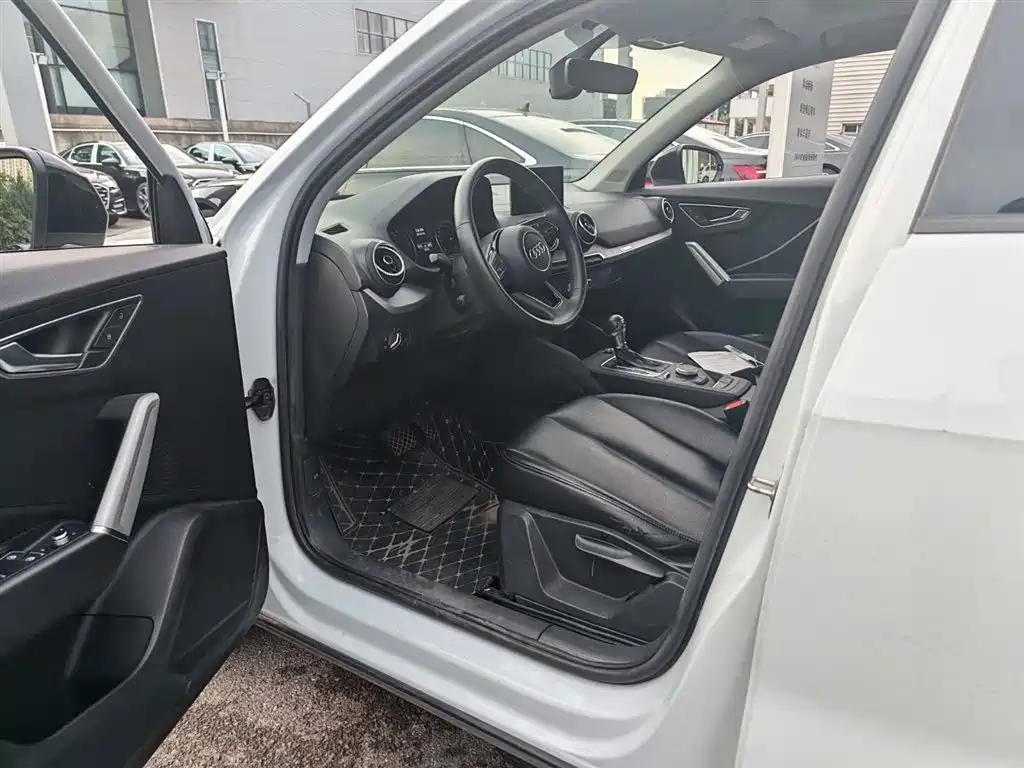 Audi Q2L 2020 35 TFSI