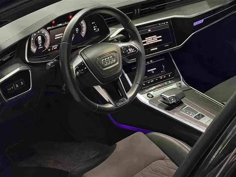 Audi A6L 2024 45 TFSI quattro