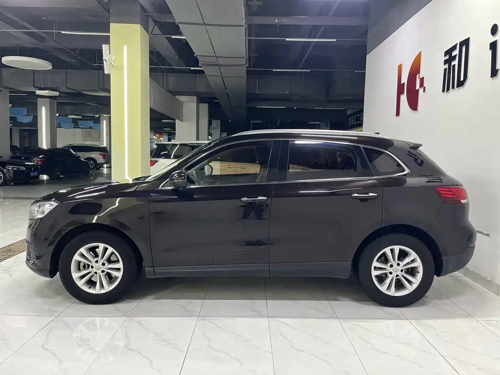 BORGWARD BAOWO BX7
