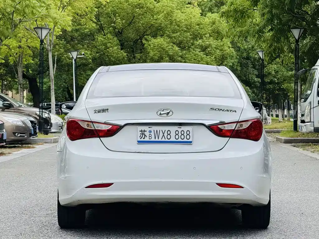 Hyundai Sonata — миниатюра 5