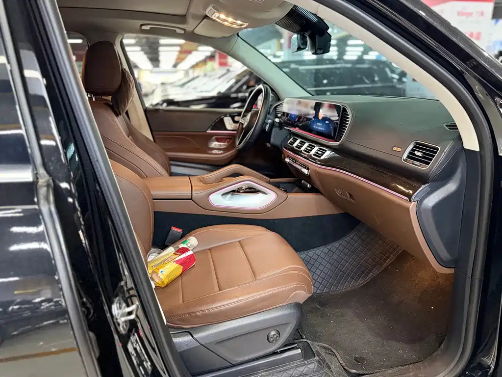 Mercedes-Benz GLE (Import) — миниатюра 12