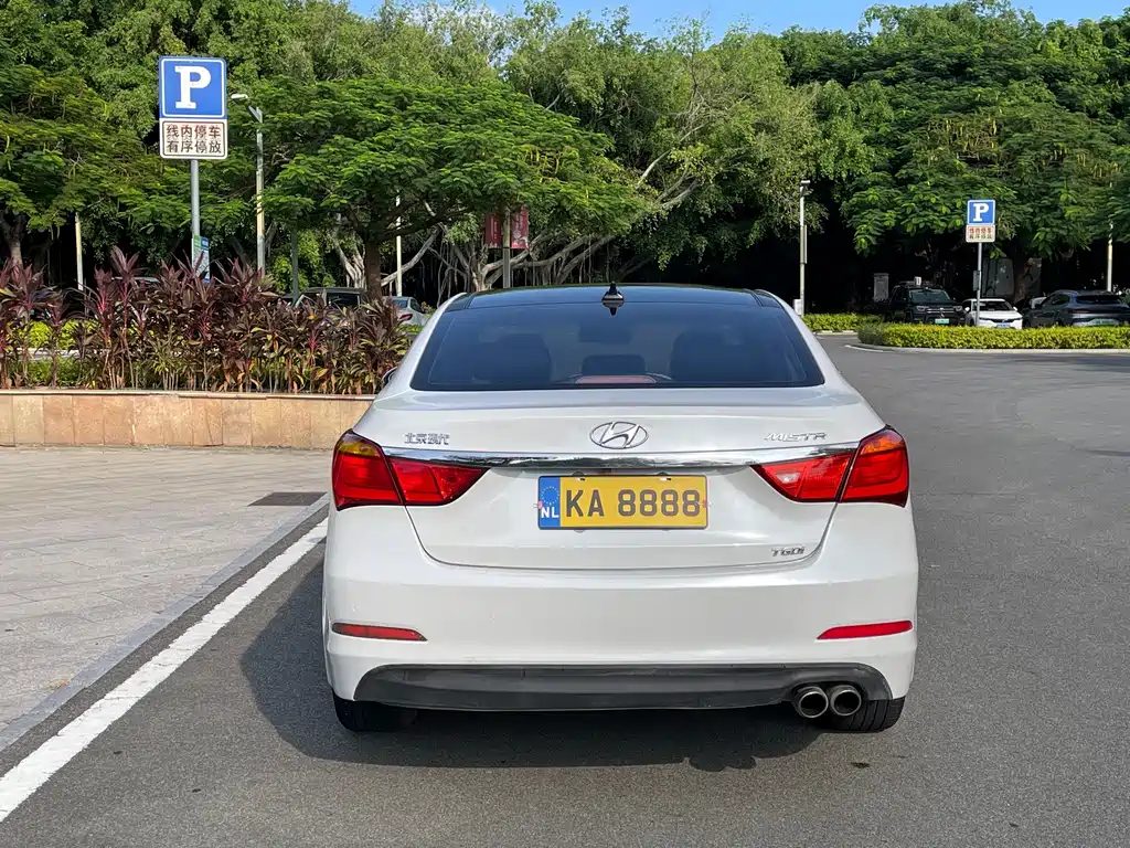 Hyundai Mistra — миниатюра 10