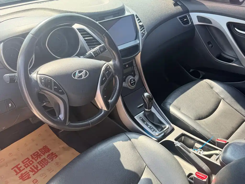 Hyundai Elantra Langdong — миниатюра 9