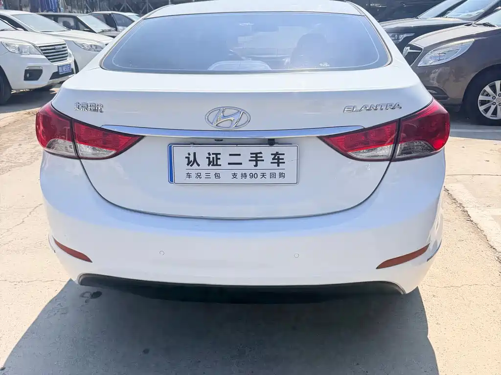 Hyundai Elantra Langdong — миниатюра 5