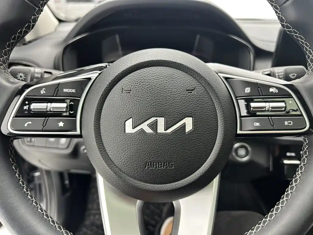 Kia K3 — миниатюра 13
