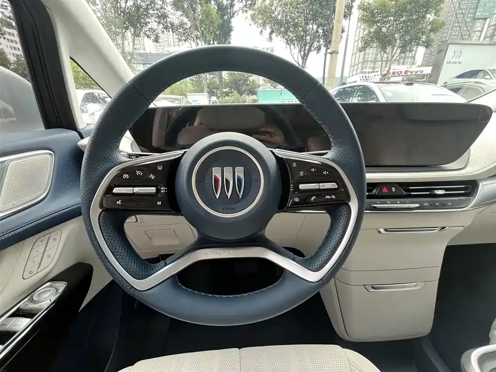 Buick Century 2025 2.0T мест
