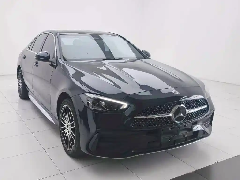 Mercedes-Benz C-Class — миниатюра 3