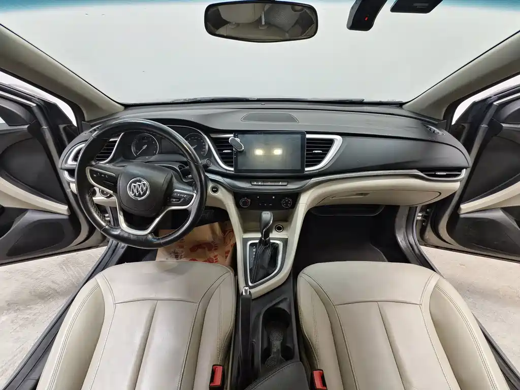 Buick Excelle — миниатюра 9