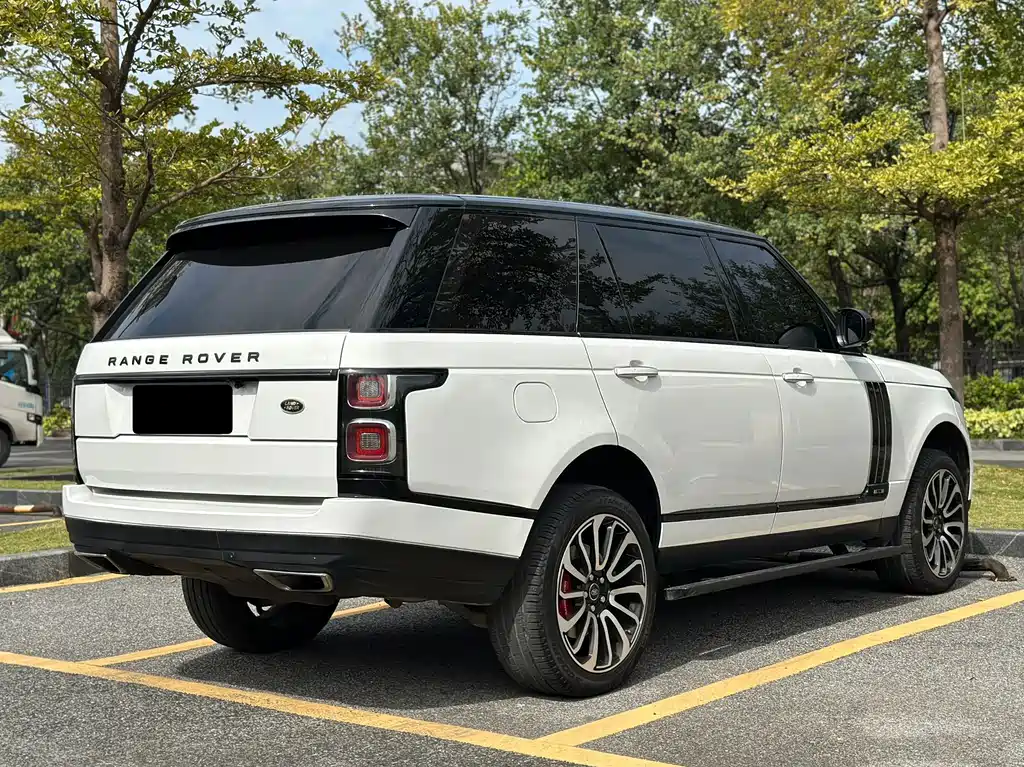 Land Rover Range Rover — миниатюра 6