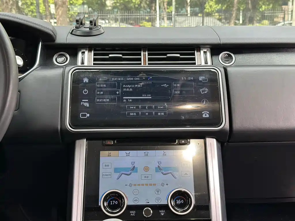 Land Rover Range Rover — миниатюра 21