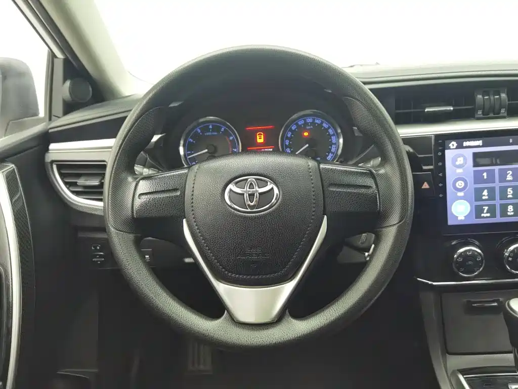 Toyota Corolla — миниатюра 11