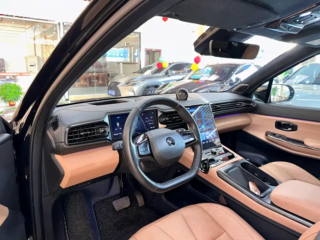 NIO ES8 — миниатюра 7