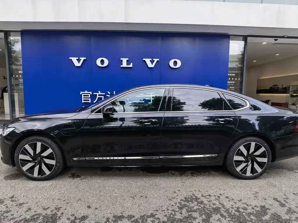 VOLVO  S90 PLUG IN HYBRID
