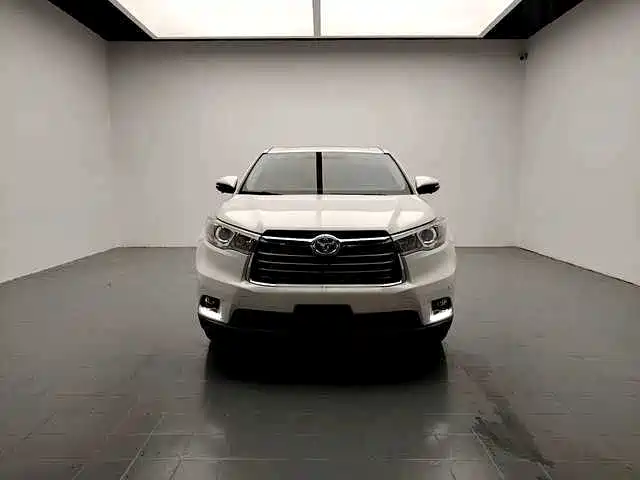 Toyota Highlander — миниатюра 2