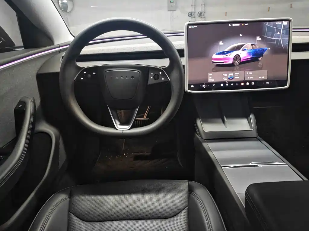 Tesla Model 3 — миниатюра 5