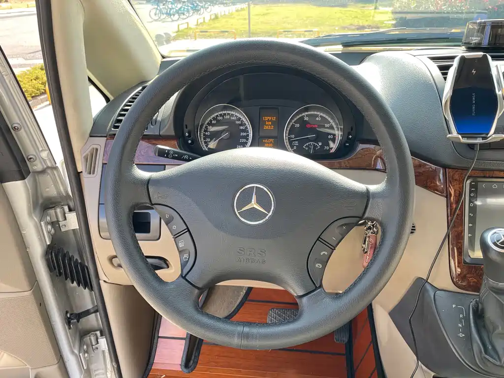 Mercedes-Benz Viano — миниатюра 9