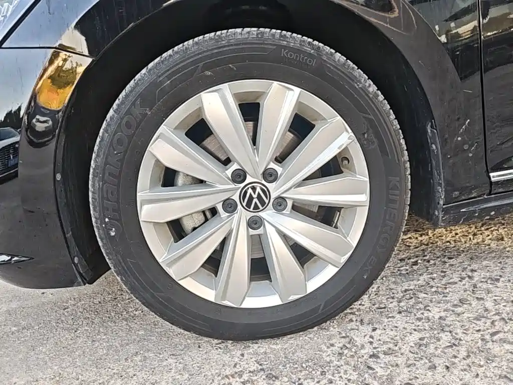 Volkswagen Passat — миниатюра 23