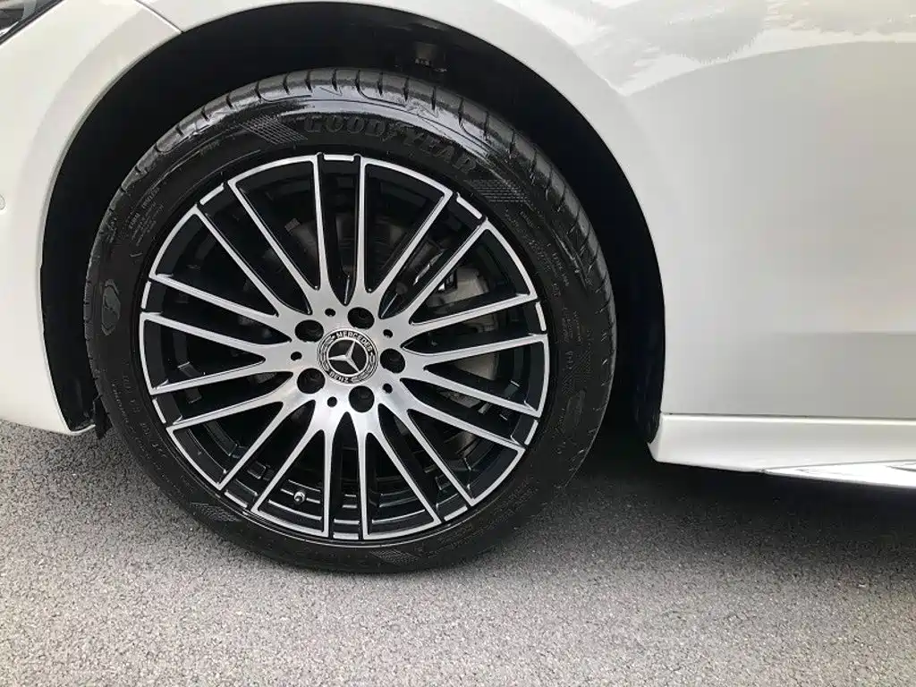Mercedes-Benz C-Class — миниатюра 15