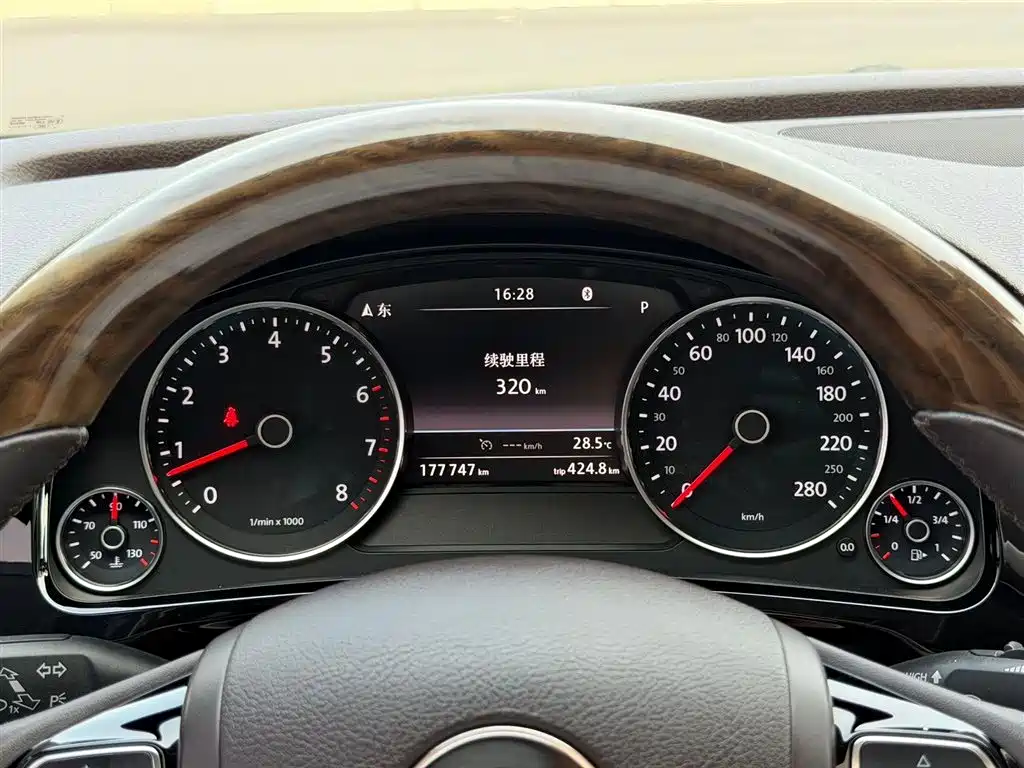 Volkswagen Touareg 2017 3.0TSI