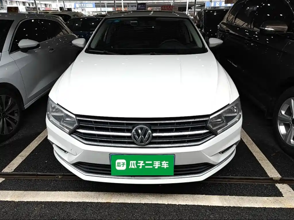 Volkswagen Bora — миниатюра 3