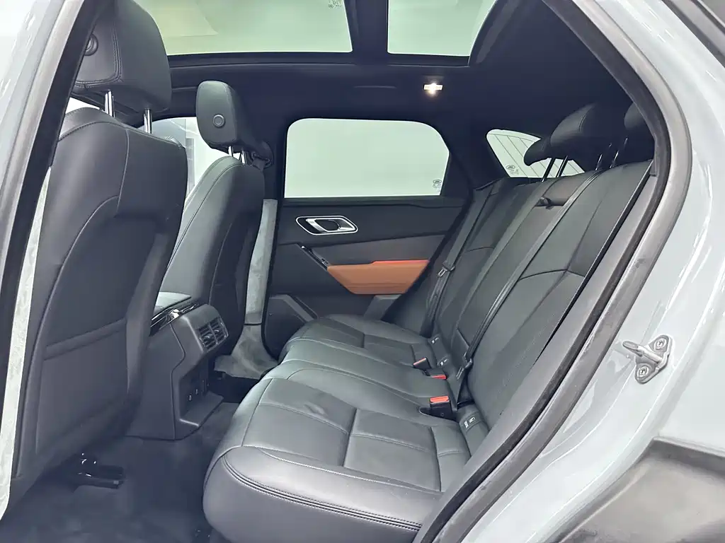Land Rover Range Rover Velar 2024 Dynamic SE