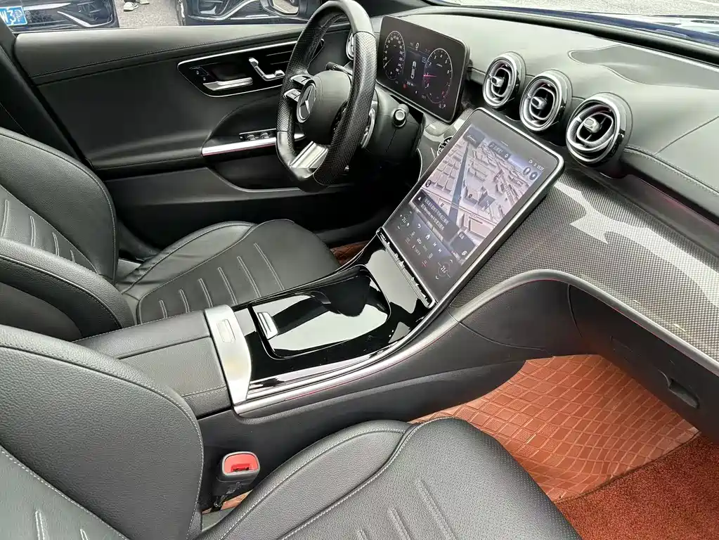 Mercedes-Benz C-Class — миниатюра 14