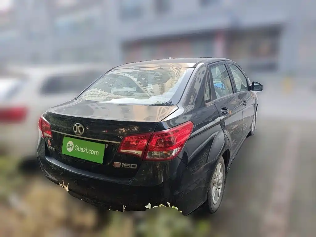 BAIC E-Series — миниатюра 6