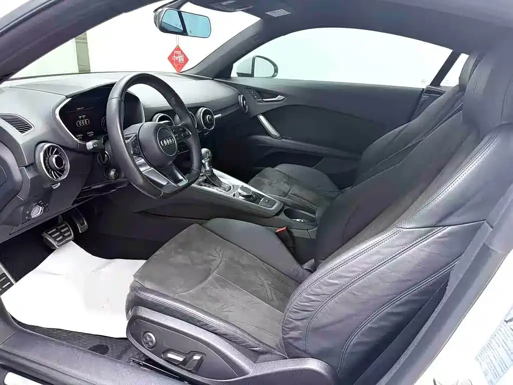 Audi TT — миниатюра 4
