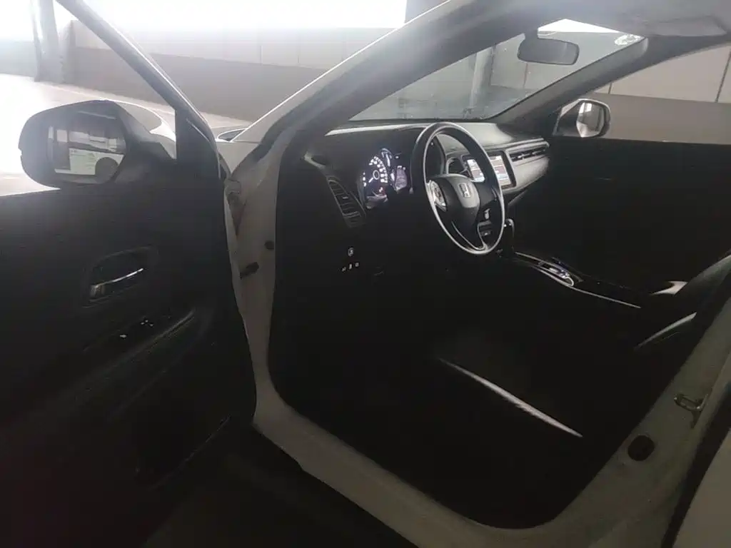 Honda Vezel — миниатюра 12