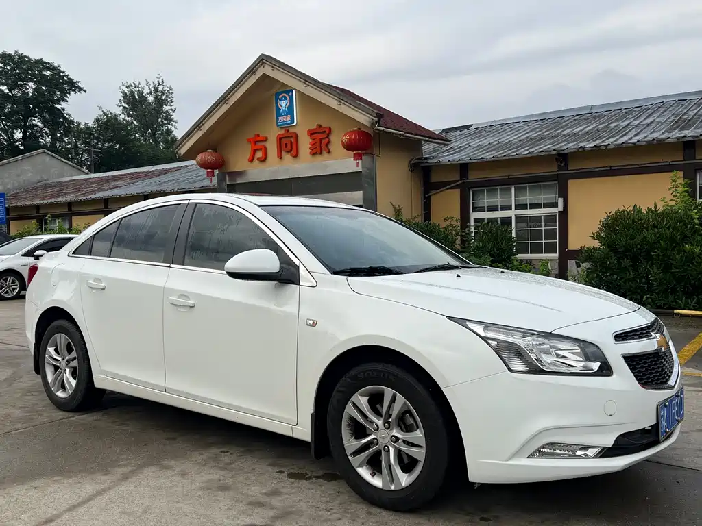 Chevrolet Cruze 2015 1.5L SE AT