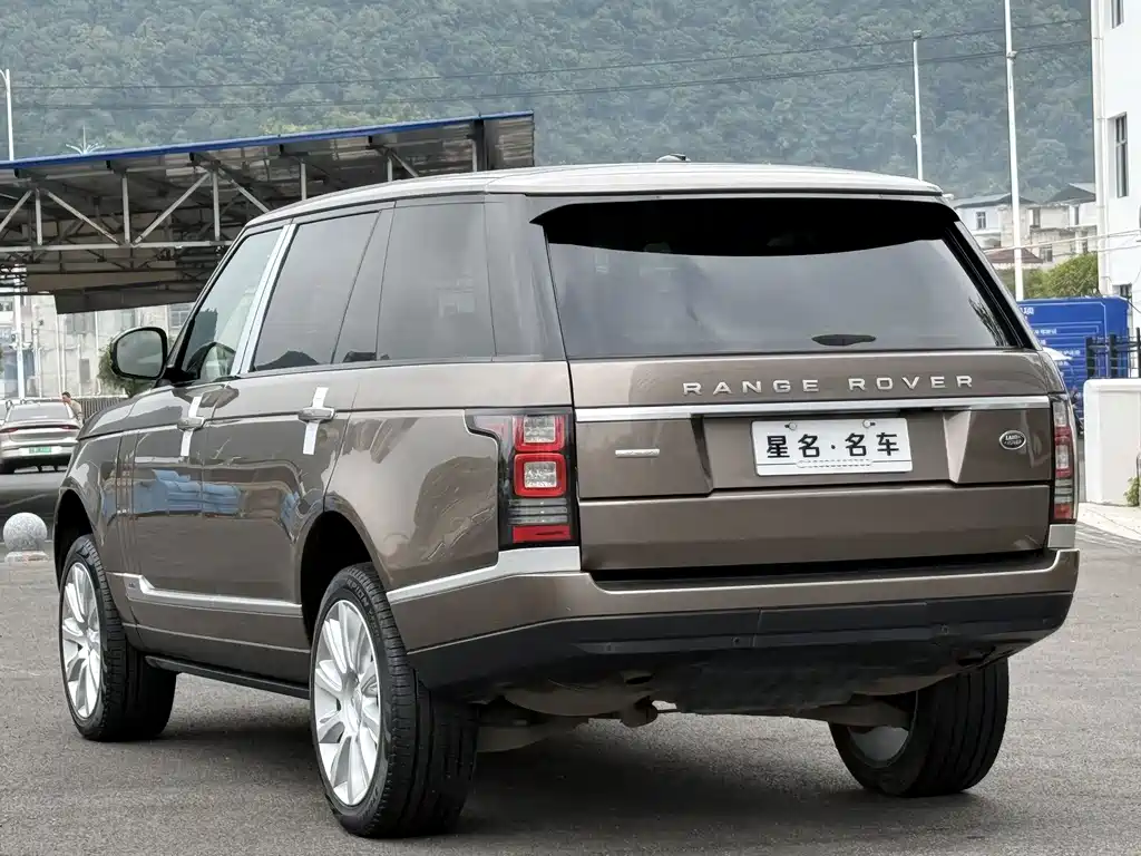 Land Rover Range Rover — миниатюра 18