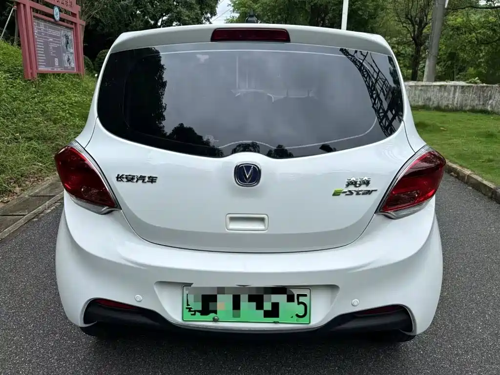 Changan Benben E-Star — миниатюра 5