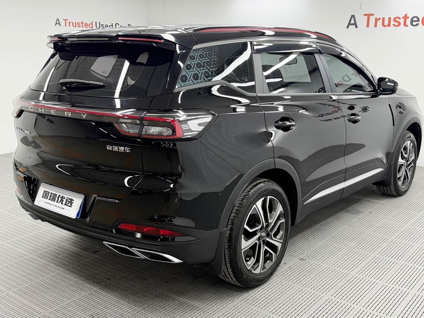 CHERY Tiggo 7 PLUS 1.5 л 2023 г. Чёрный, пробег 11000 км