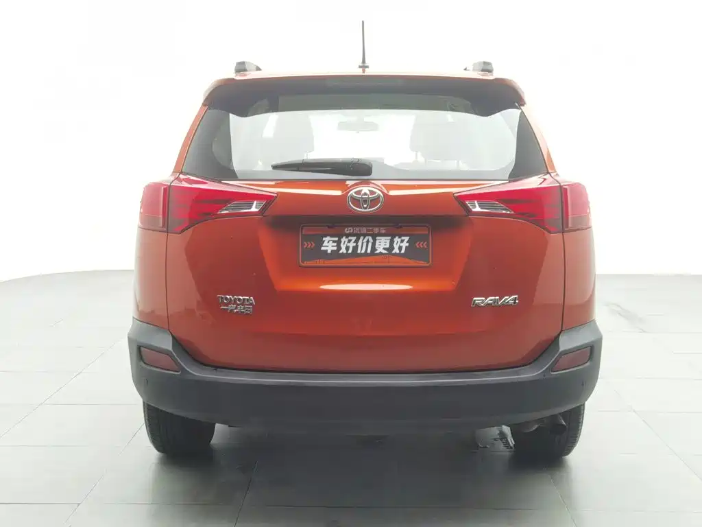 Toyota RAV4 — миниатюра 4