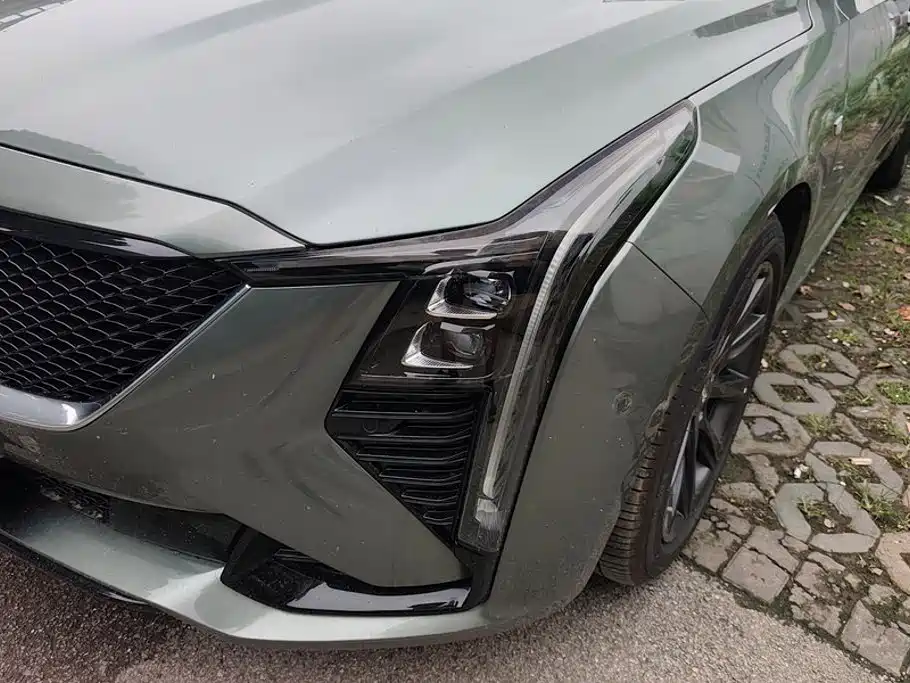 Cadillac CT5 — миниатюра 5