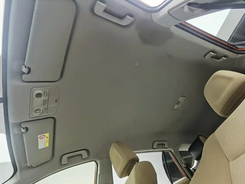 Toyota RAV4 — миниатюра 14