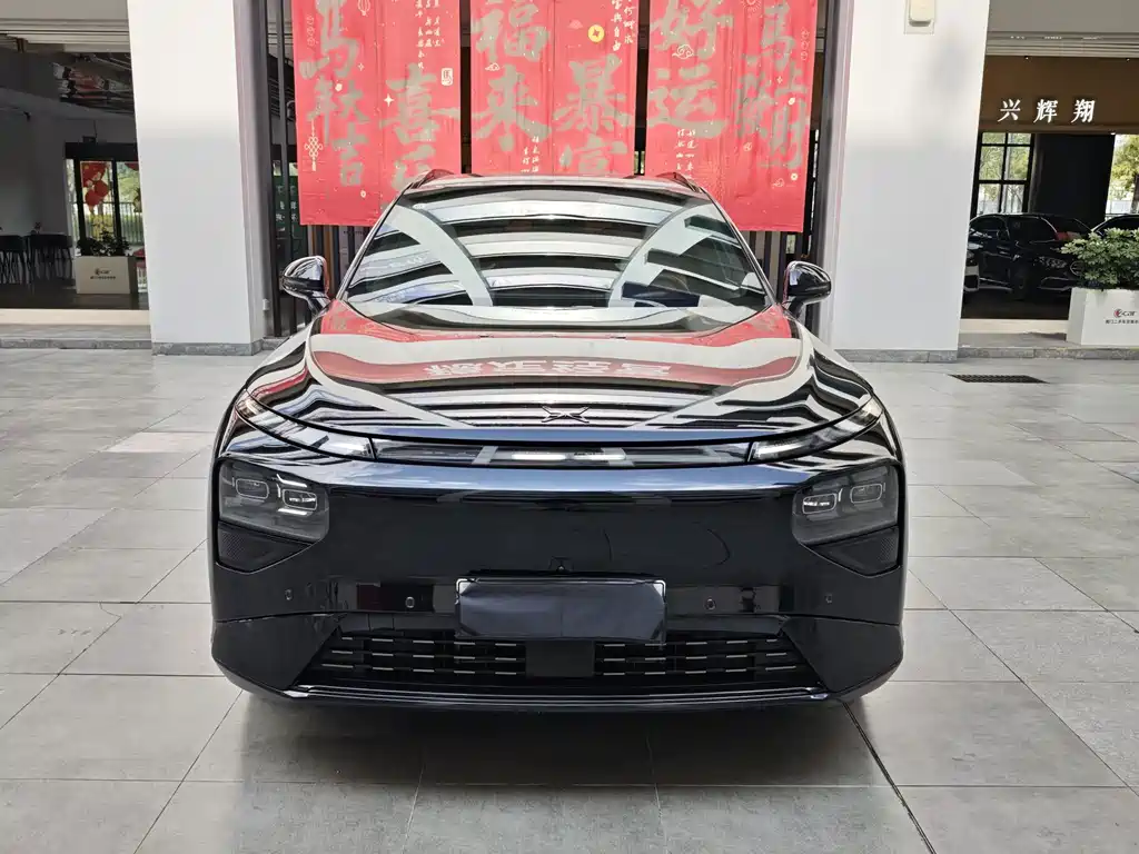 XPeng G9 — миниатюра 2