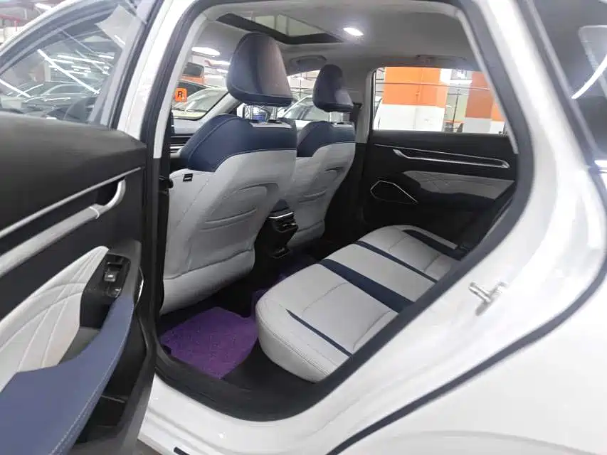 GEELY AUTOMOBILE EMGRAND