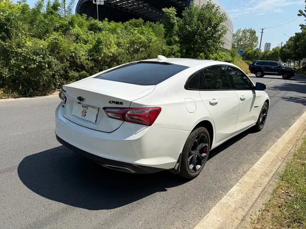 Chevrolet Malibu XL — миниатюра 14