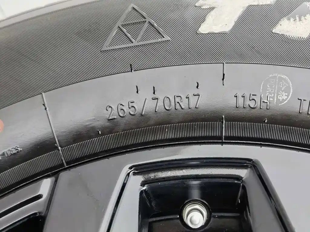212 212 T01 — миниатюра 24