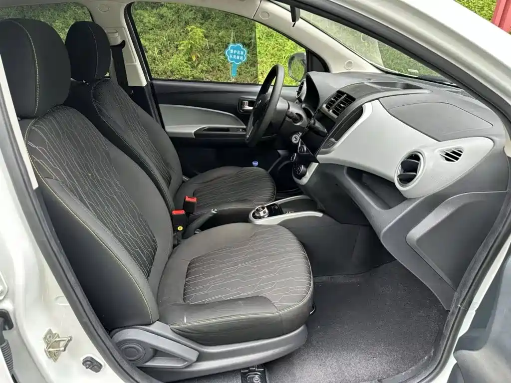 Changan Benben E-Star — миниатюра 9