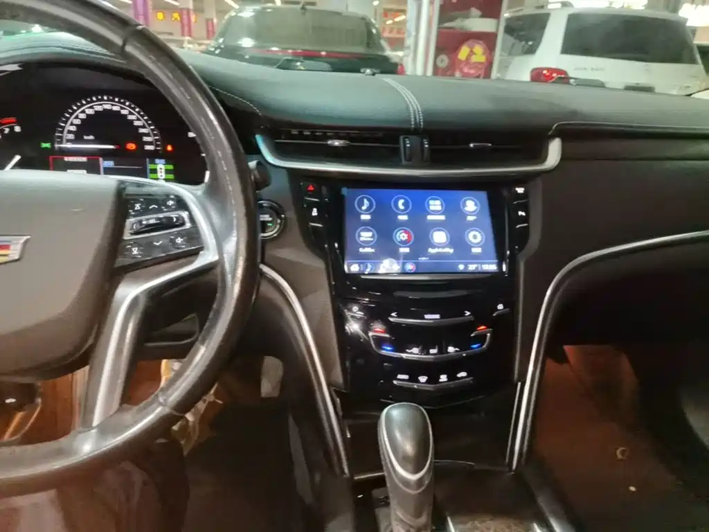 Cadillac XTS — миниатюра 13