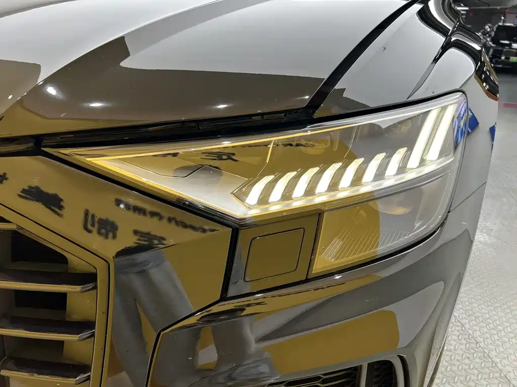 Audi Q8 — миниатюра 8