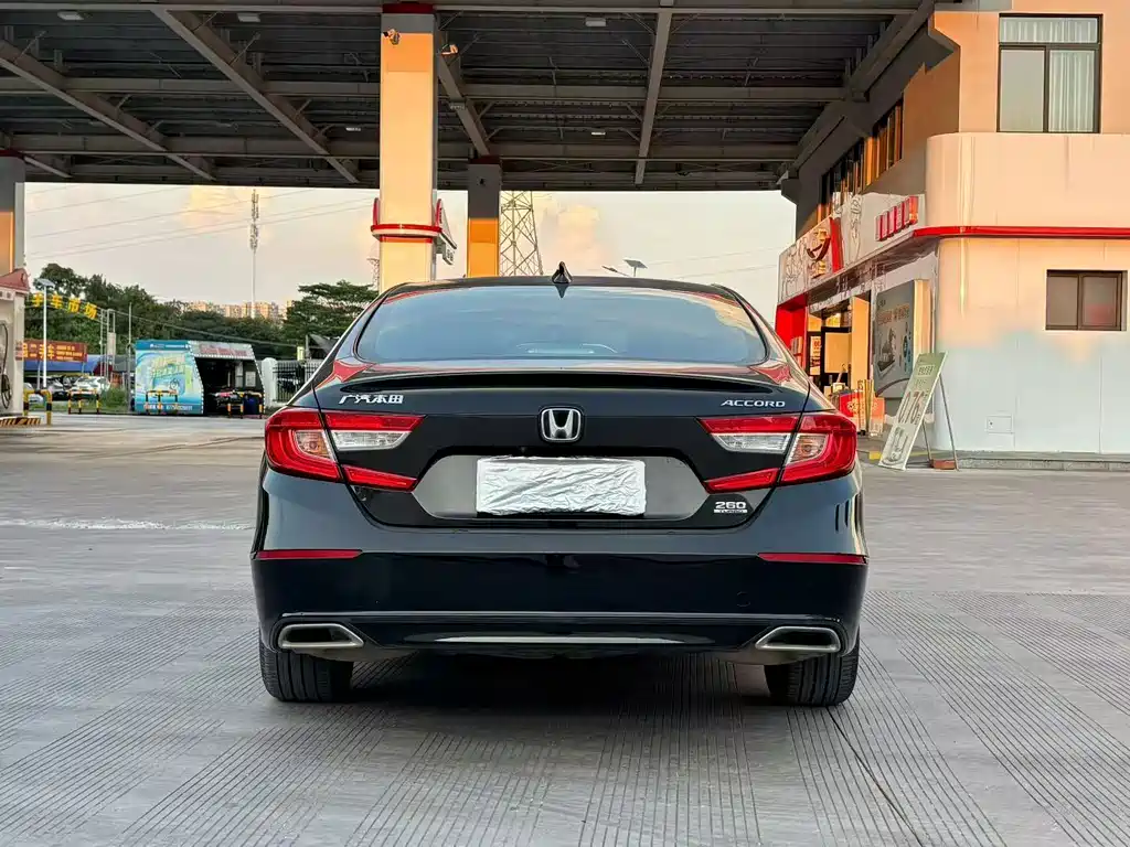 Honda Accord — миниатюра 4