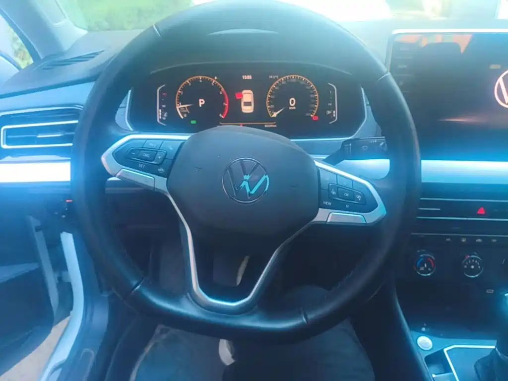 Volkswagen Lavida — миниатюра 11