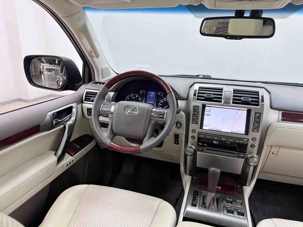 Lexus GX — миниатюра 15
