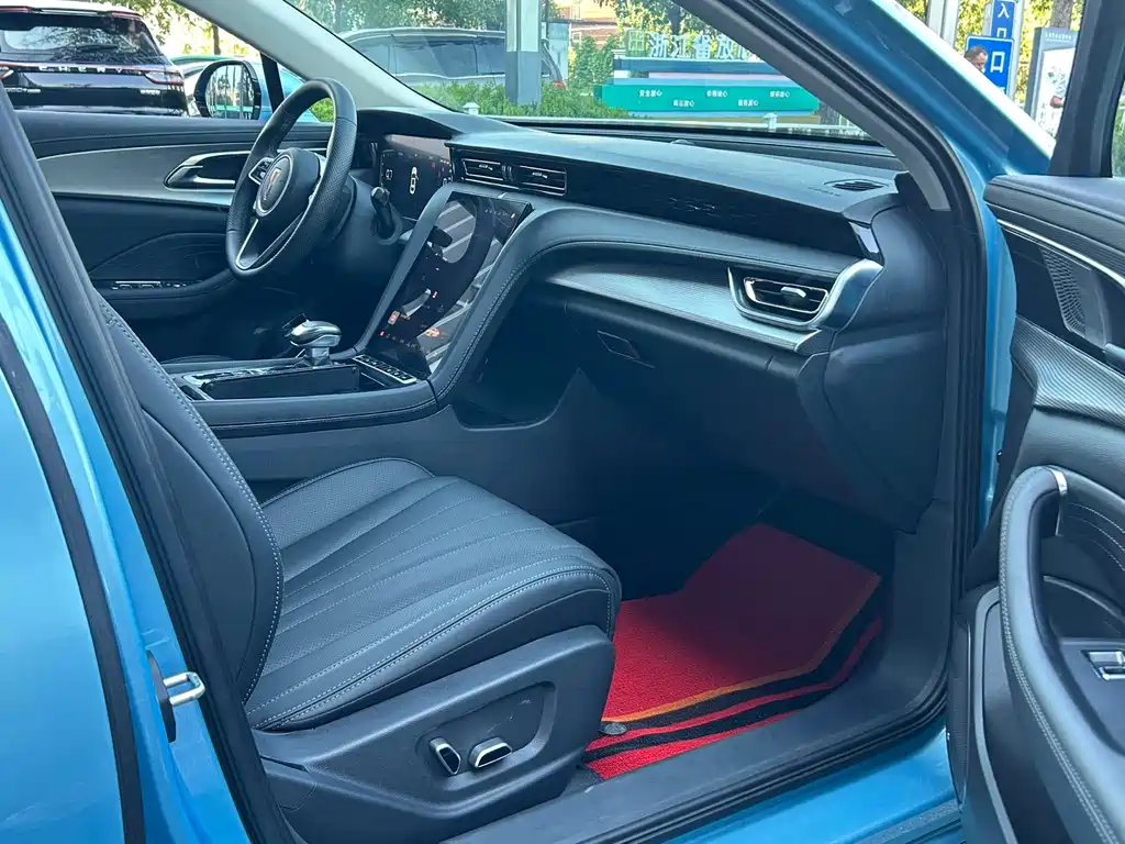 Hongqi Hongqi H5 — миниатюра 10