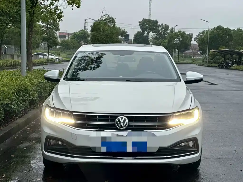 Volkswagen Bora — миниатюра 2