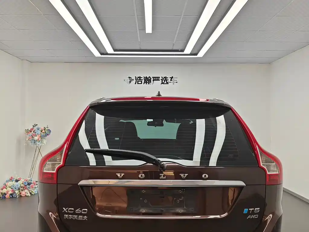 Volvo XC60 — миниатюра 5