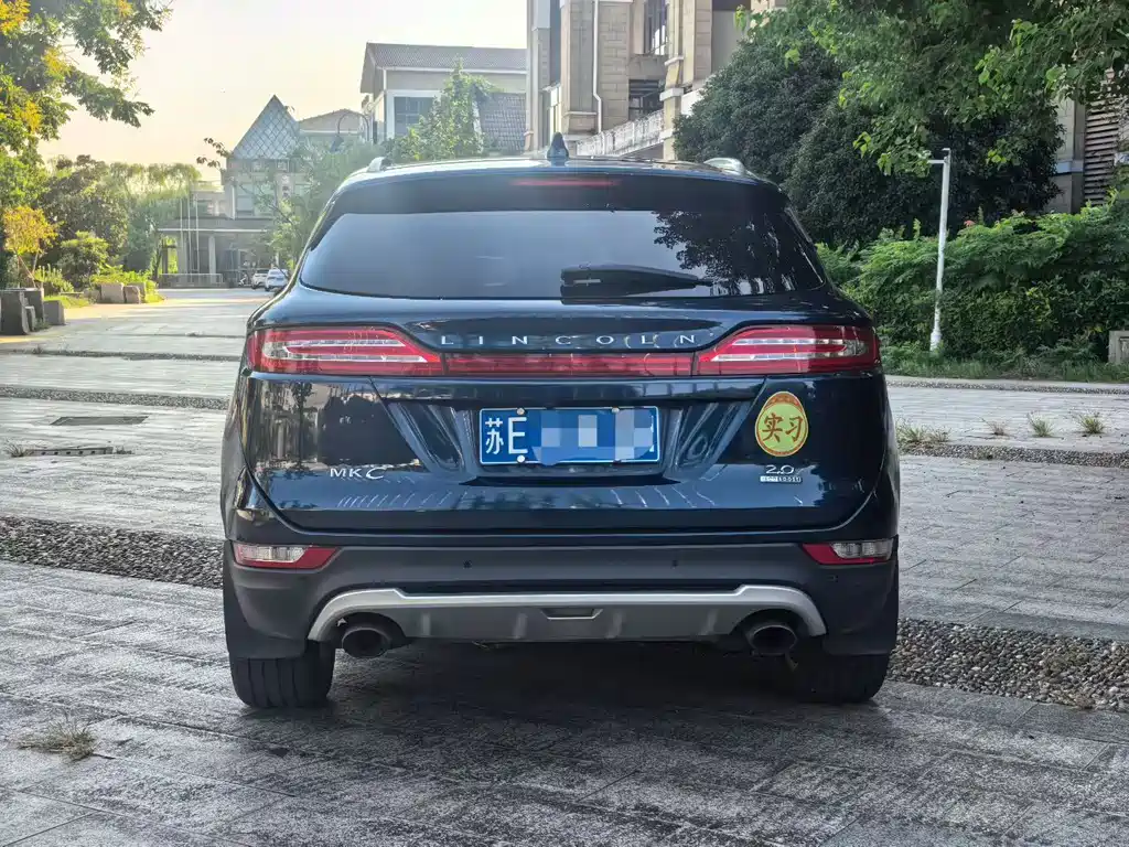 Lincoln MKC — миниатюра 8